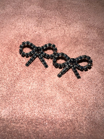 Glam Knot